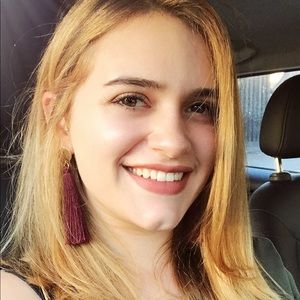 Meet your Posher, Tessa